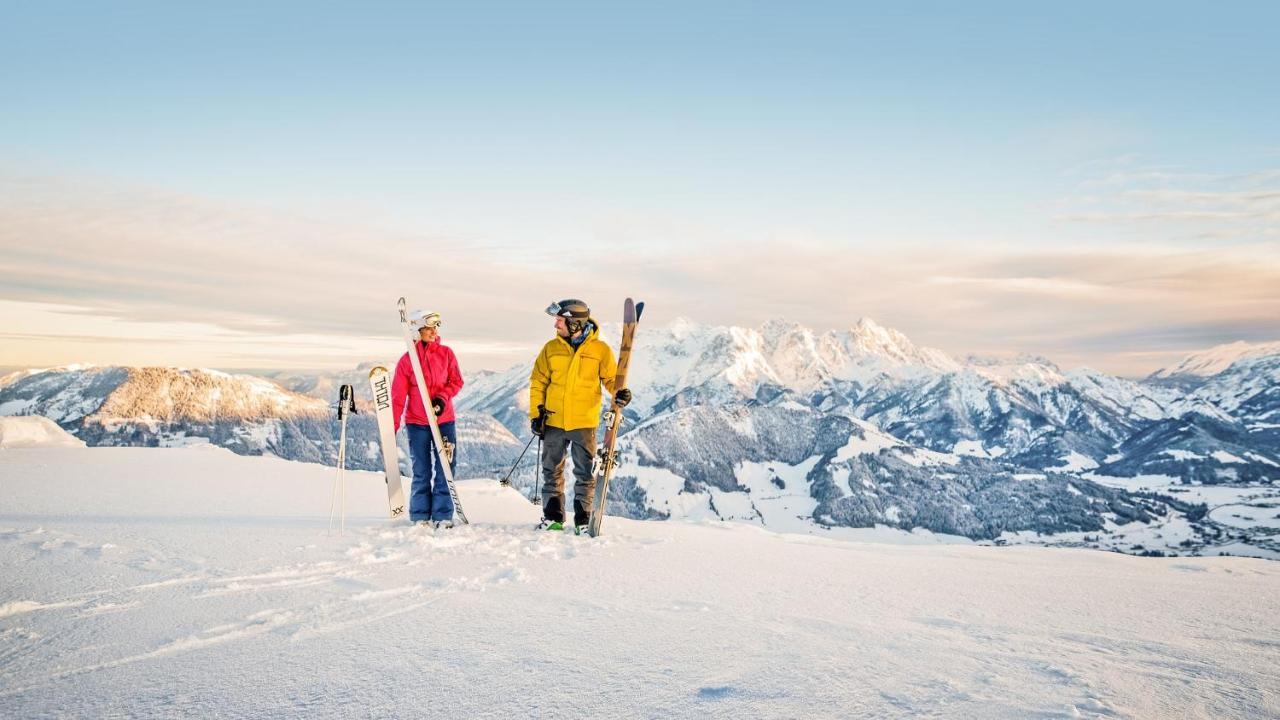 Hotel Crystal - Kitzhorn Suites St. Johann in Tirol Exterior foto